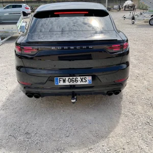 Attelage porsche cayenne
